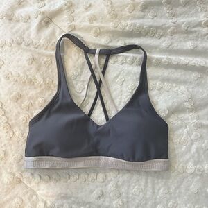 UNDER ARMOUR STRAPPY BRA